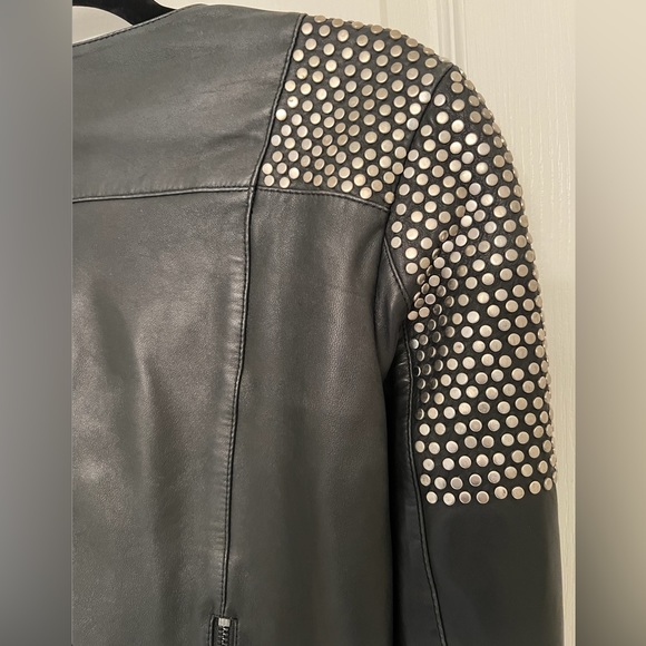 Haute Hippie Lambskin Leather Jacket 
w/ Studded Embellished Shoulders Sz Small - Picture 11 of 16